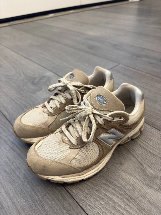 New Balance Shoes - New Balance 2002R Sneakers in 'Driftwood' (M6/W7.5)